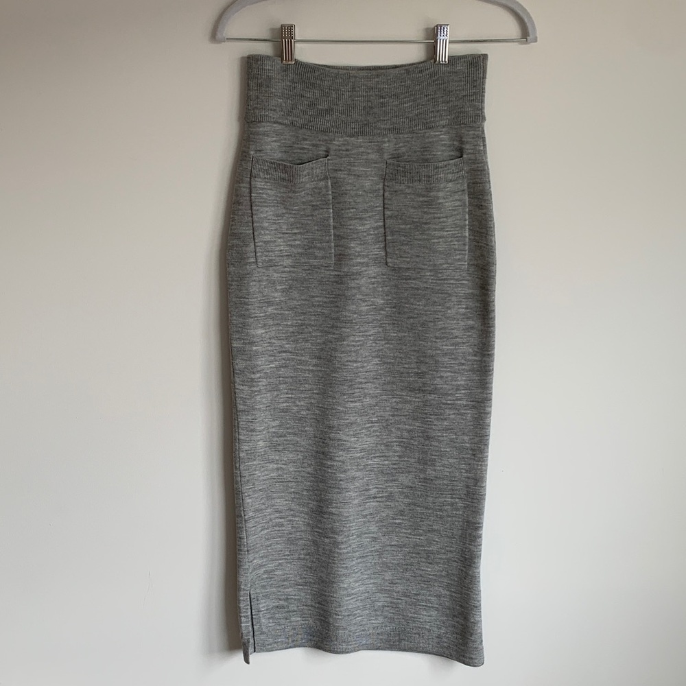 Aritzia Wilfred Heather Gray Midi Skirt